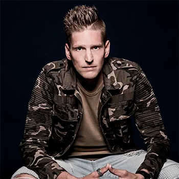 Nils Van Zandt